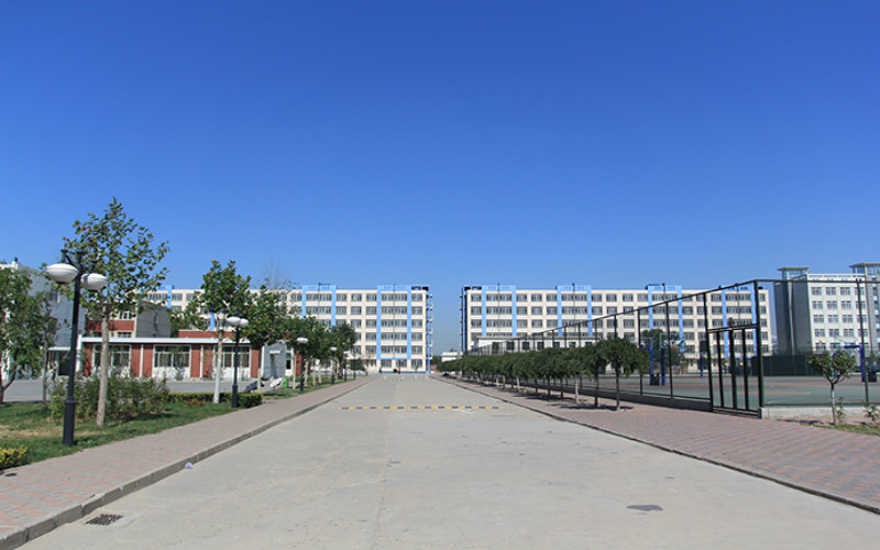 天津理工大学中环信息学院 gallery image 1